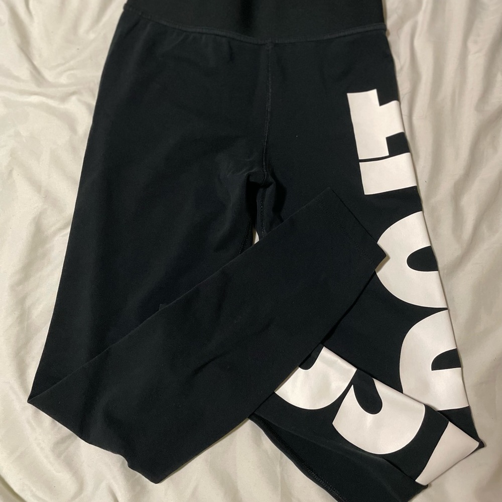 Slightly worn nike leggings